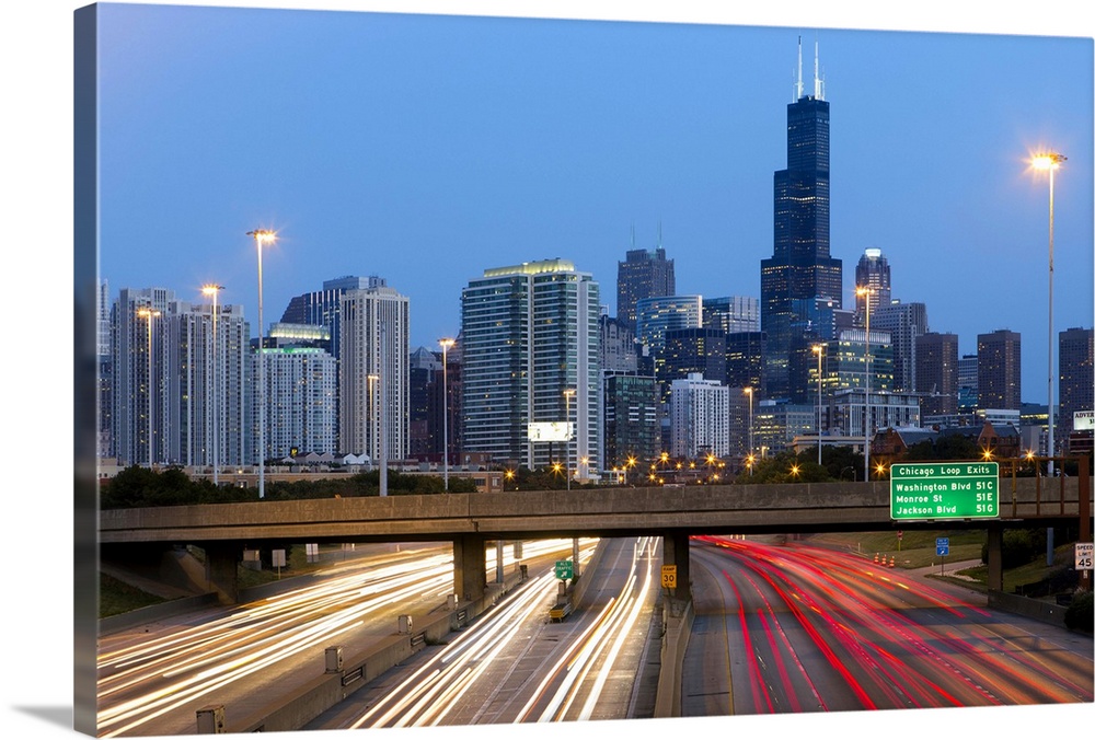 United States of America, Illinois, Chicago, Interstate leading Downtown