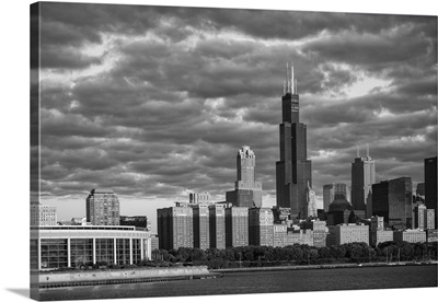 Illinois, Midwest, Cook County, Chicago, Shedd Aquarium and skyline
