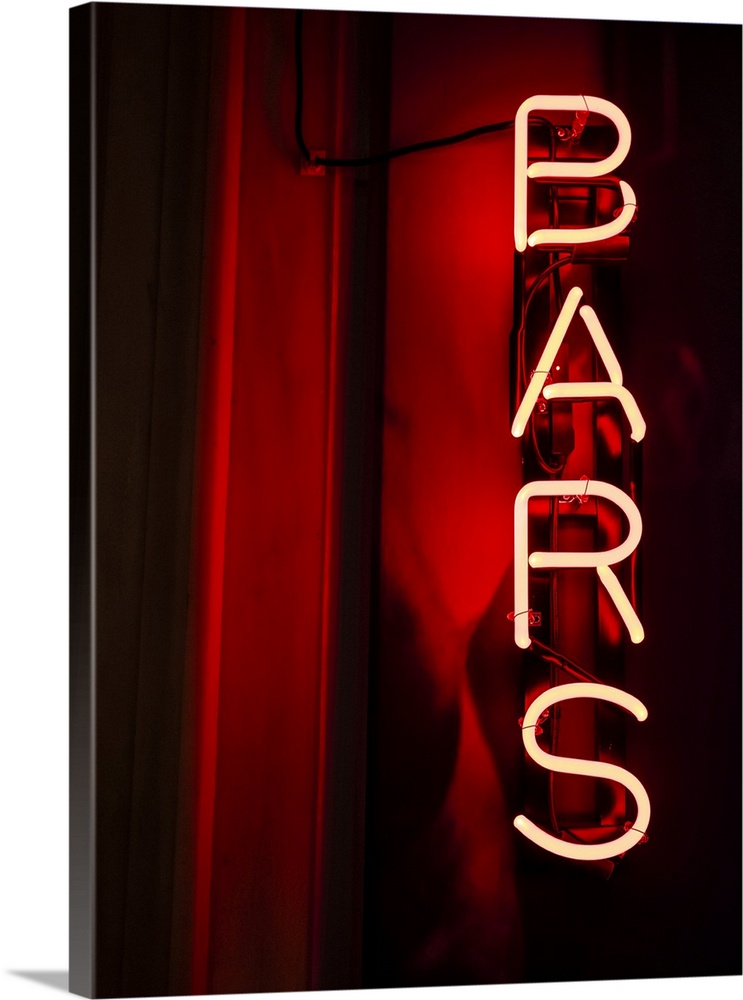 Illuminated BARS Sign, Manhattan, New York City, New York, USA