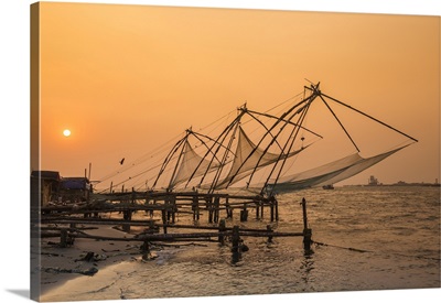 India, Kerala, Cochin - Kochi, Fort Kochi, Chinese Fishing Nets