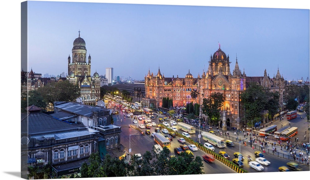 India, Mumbai, Maharashtra, Chhatrapati Shivaji Maharaj Terminus Railway Station (CSMT), (Formerly Victoria Terminus), UNE...