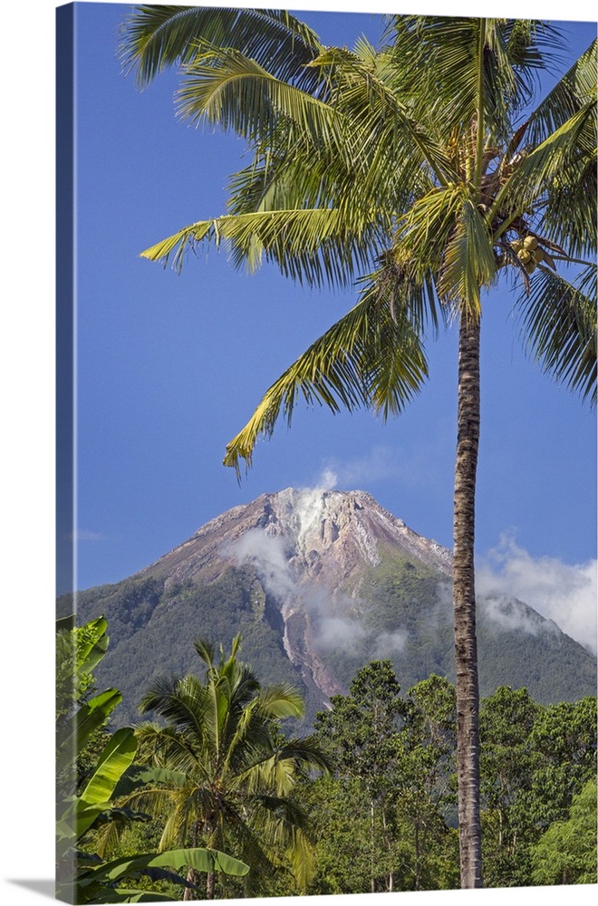 Indonesia, Flores Island, Bajawa. The active stratovolcano Inerie in Ngada District.