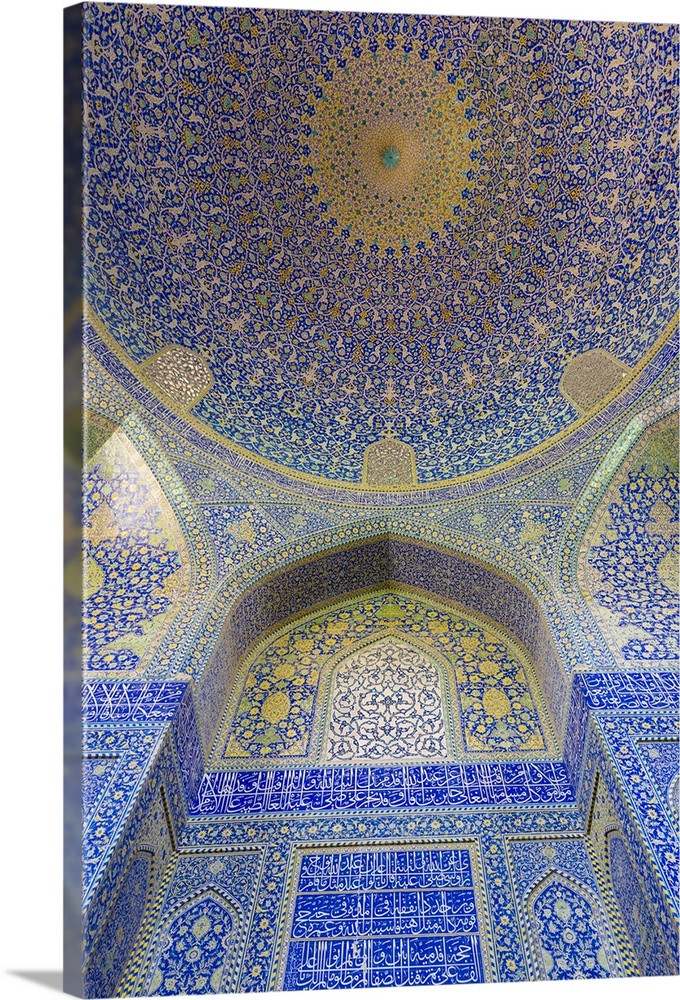 Iran, Central Iran, Esfahan, Naqsh-e Jahan Imam Square, Royal Mosque, interior mosaic.