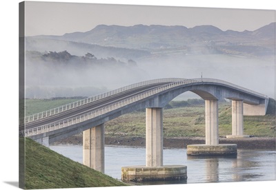 Ireland, County Donegal, Fanad Peninsula, Carrigart, Carrigart Bridge