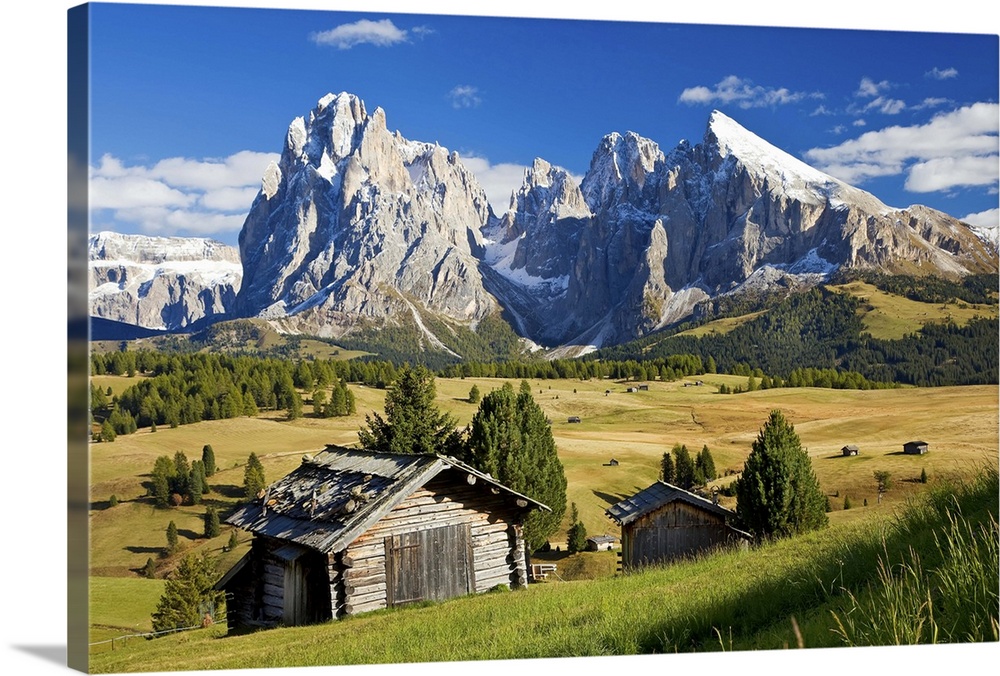 Mountain hut, Trentino-Alto Adige, South Tyrol.Bolzano district.Alpe di Siusi, Seiser Alm, Italy, Italia