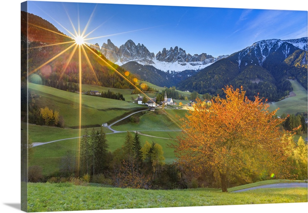 Italy, Trentino Alto Adige, South Tyrol Region, Val di Funes and Santa Magdalena town with Puez Odle Dolomites Group (Puez...
