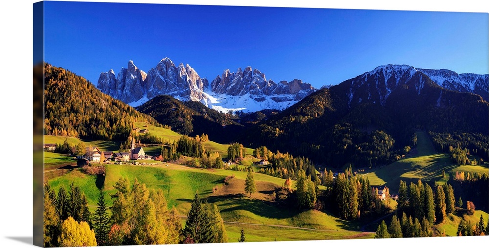 Italy, Trentino Alto Adige, South Tyrol Region, Val di Funes and Santa Magdalena town with Puez Odle Dolomites Group (Puez...