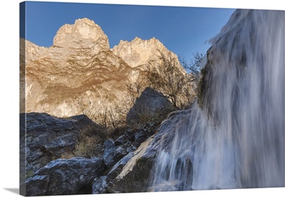 Italy, Veneto, Agordino, Taibon. The waterfall of Livinal in the San Lucano valley