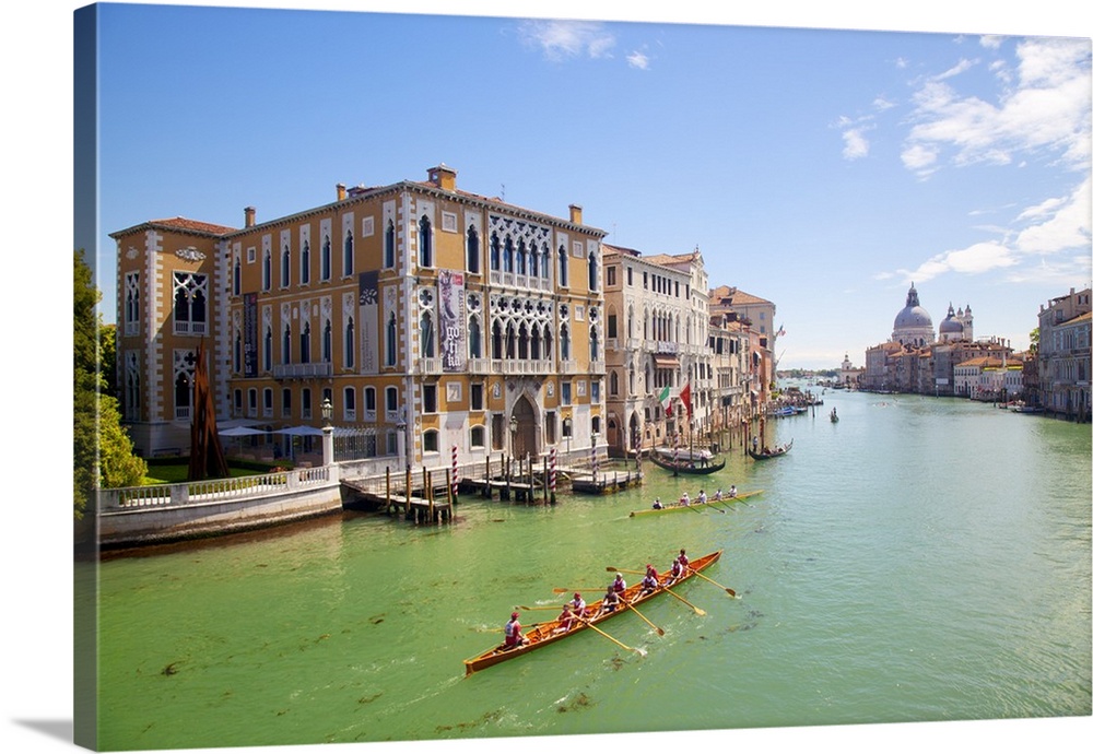 Italy, Veneto, Venice. During the Vongalonga rowing boat Festival on the Gran Canal.