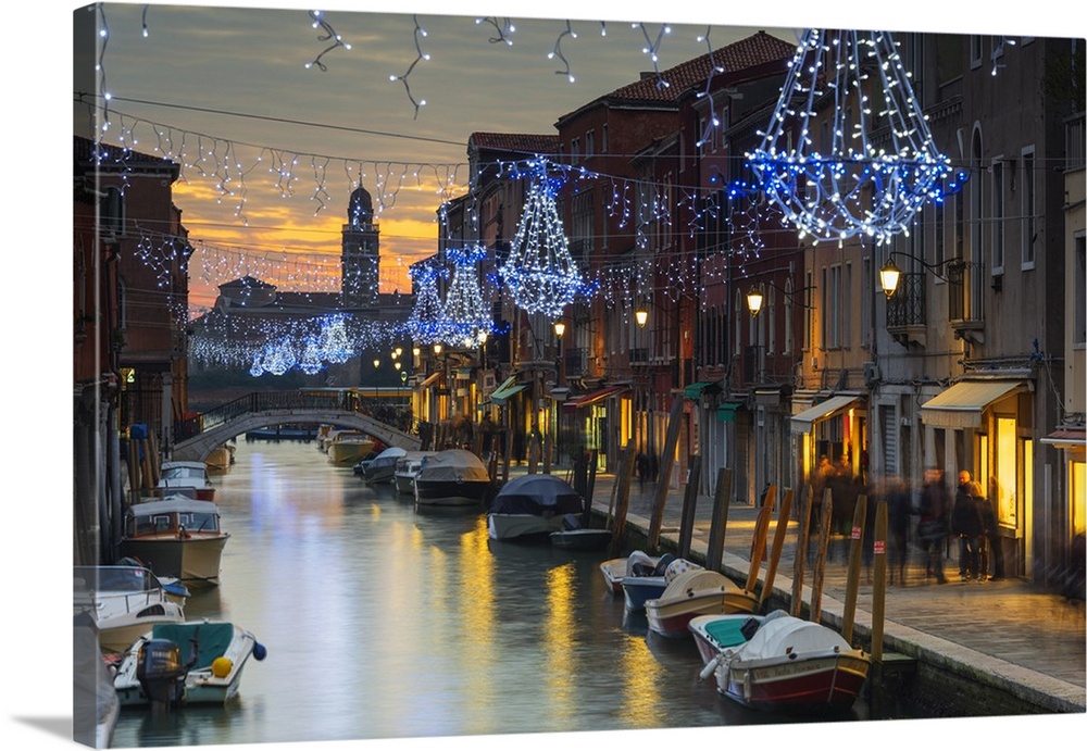 Europe, Italy, Veneto, Venice, Murano, Christmas decoration on a canal.