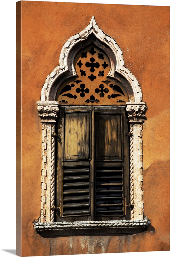 Italy, Veneto, Verona, Western Europe, A tpical pointed window from the Veneto region.