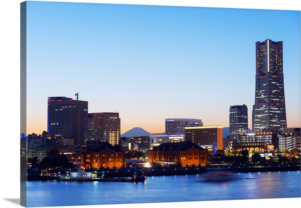 Asia, Japan, Honshu, Yokohama Bay, city skyline and Mt Fuji, Landmark Tower.