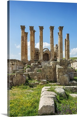 Jordan, Jerash, The ruins of the sacred Temple of Artemis