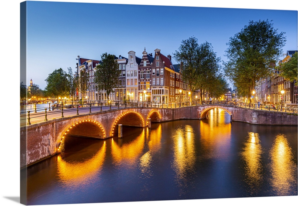 Keizersgracht canal at dusk, Amsterdam, North Holland, Netherlands.