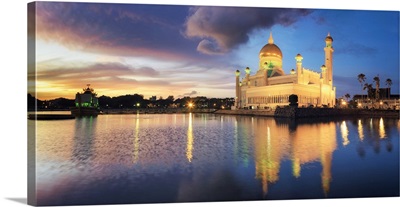 Kingdom of Brunei, Bandar Seri Begawan, Omar Ali Saifuddien Mosque