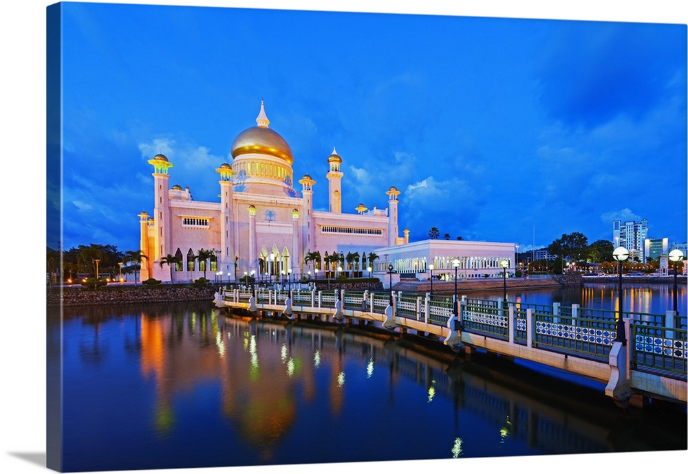 South East Asia, Kingdom of Brunei, Bandar Seri Begawan, Omar Ali Saifuddien Mosque.