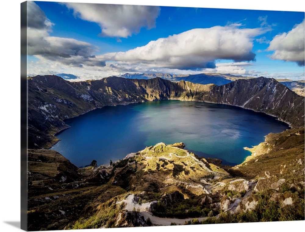 Lake quilotoa, cotopaxi province, Ecuador.