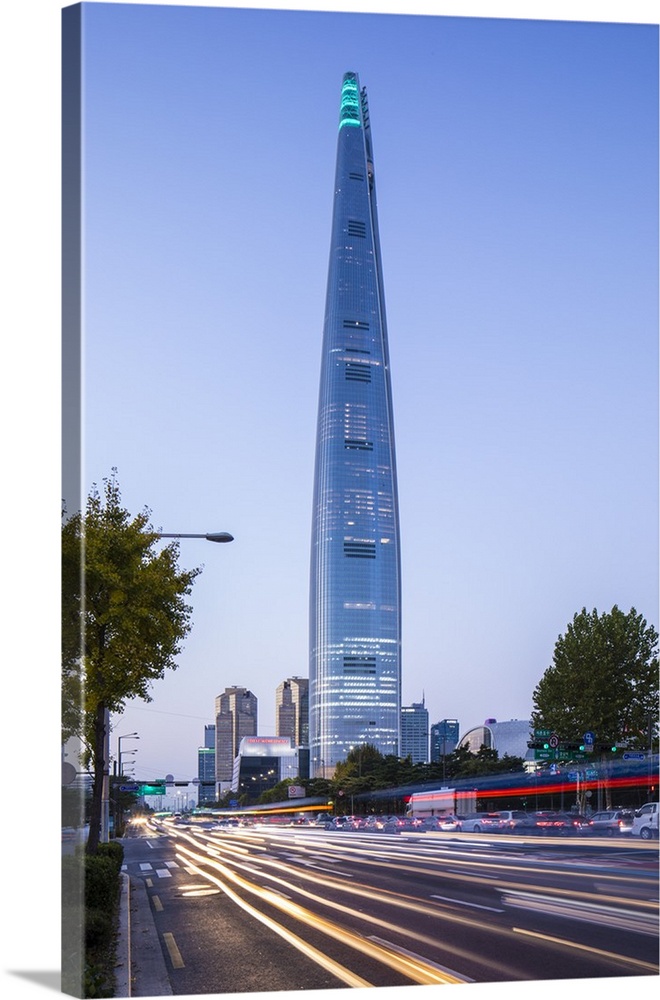 Lotte Tower (555m supertall skyscraper, 5th tallest building in the world when completed in 2016), Seoul, South Korea.