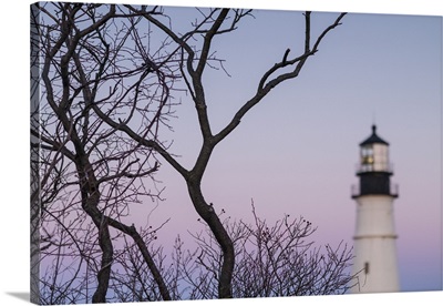 Maine, Portland, Cape Elizabeth, Portland Head Light, lighthouse, dusk, defocussed