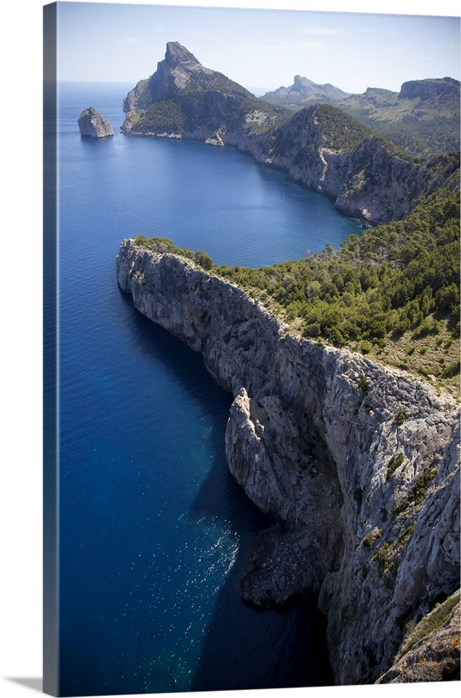 Mallorca, Cap de Formentor. View towards the tip of Cap de Formentor.