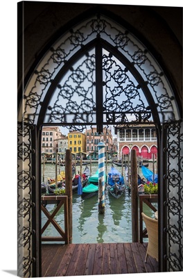 Mercati di Rialto and Grand Canal, Venice, Italy