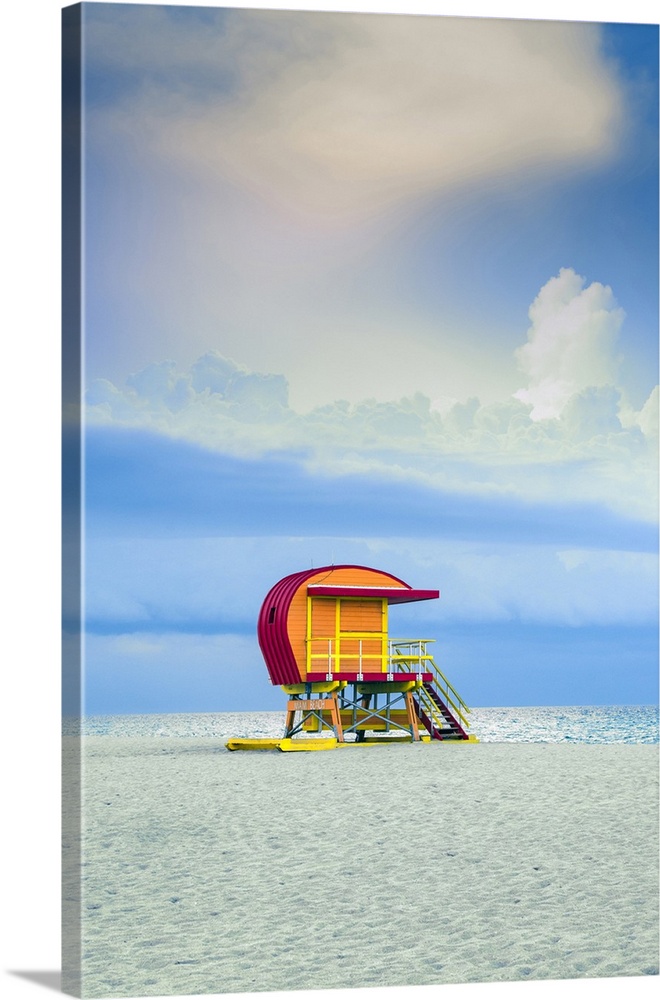 USA, Miami Beach, Florida, South Beach, Lifeguard Tower, Dusk