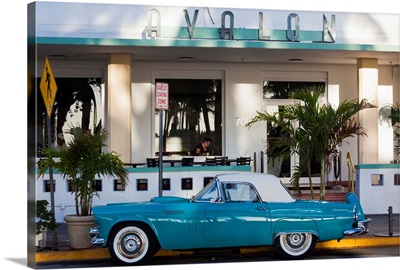 Miami Beach, South Beach, Ocean Drive, Avalon Hotel and 1957 Thunderbird car