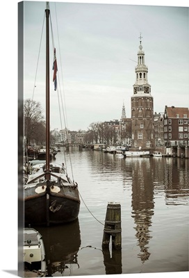 Montelbaanstoren tower, Oudeschans canal, Amsterdam, Holland