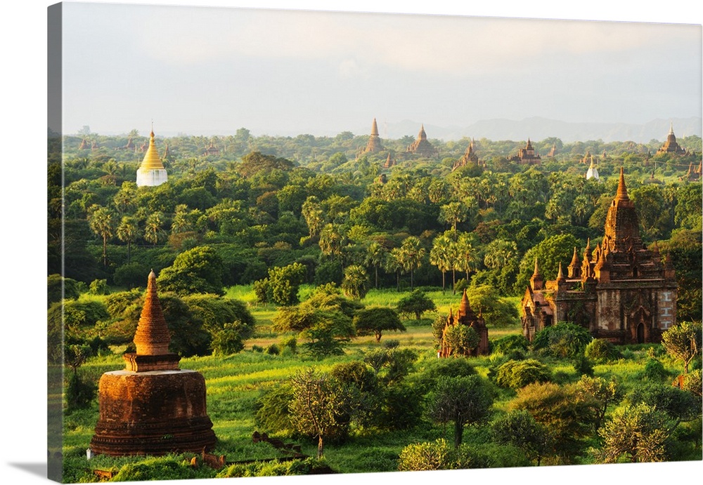 South East Asia, Myanmar, Bagan, temples on Bagan plain.
