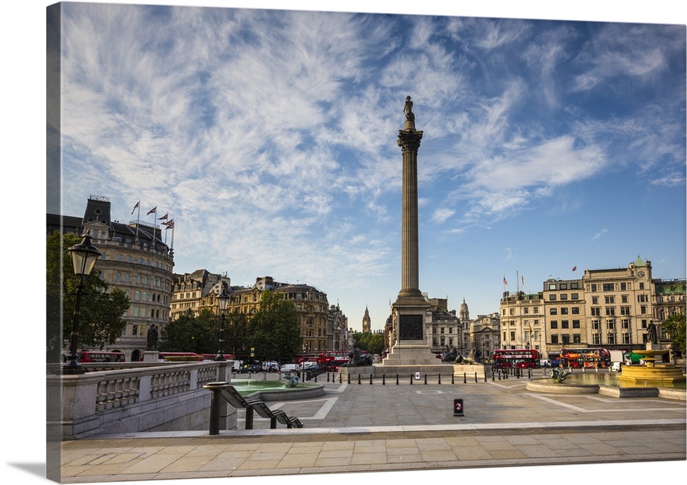 Nelson's Column, Trafalgar Square, London, England, UK.