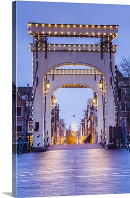 Netherlands, Amsterdam, Magere Brug, the Skinny Bridge, dusk