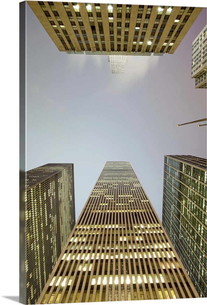 USA, New York City, Manhattan, skyscrappers along Sixth Avenue