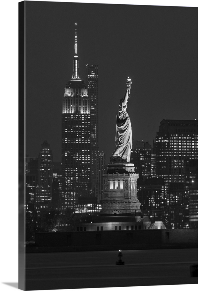 USA, New York, Manhattan, Skyline with Statue of Liberty.