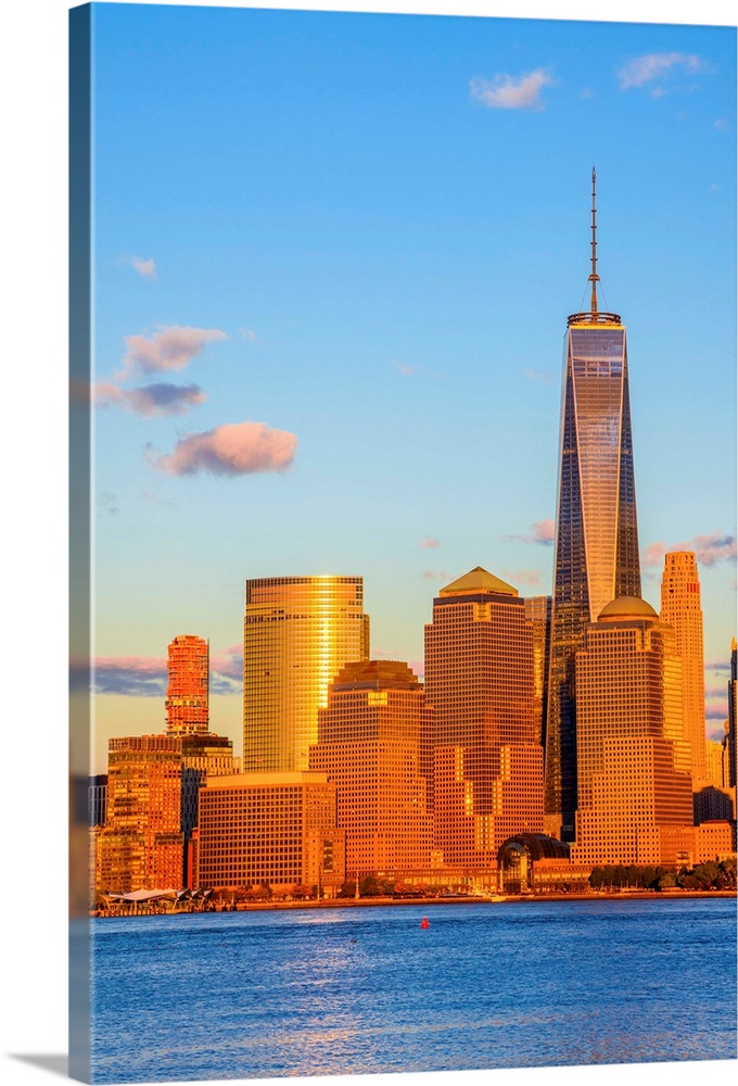 USA, New York, Manhattan, Lower Manhattan and World Trade Center, Freedom Tower.