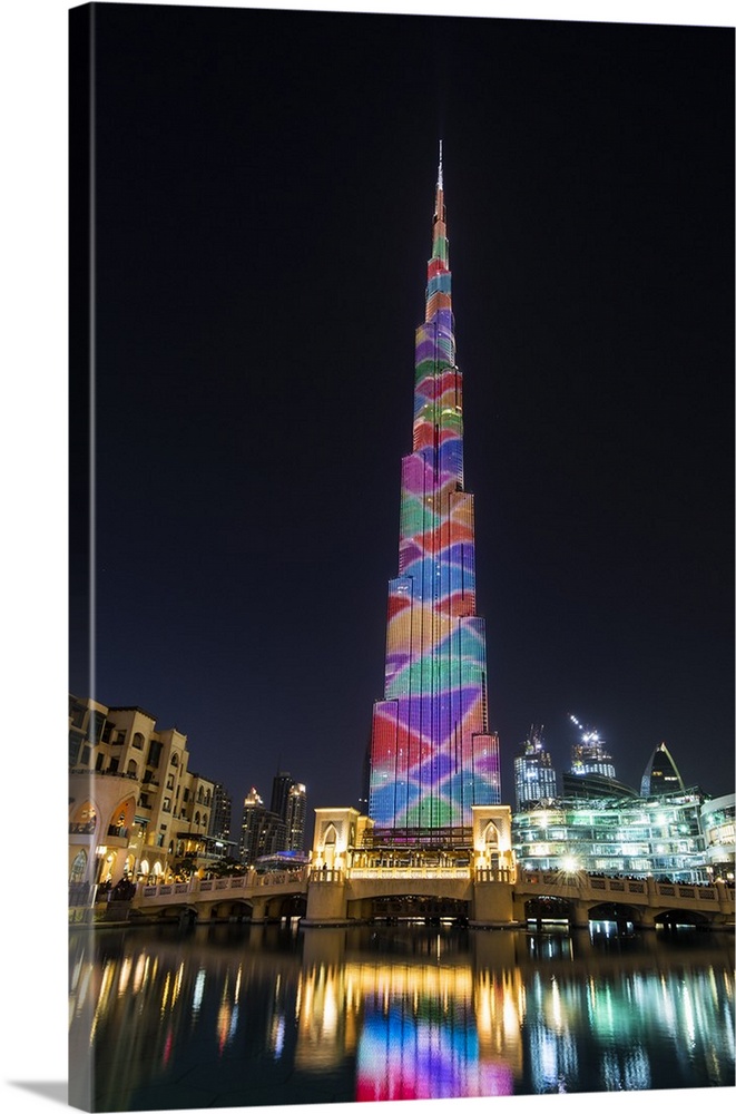 Night view of LED light show on Burj Khalifa, Dubai, United Arab Emirates.