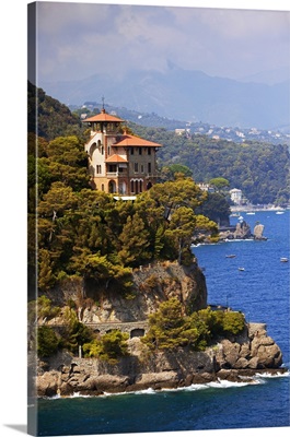 Northern Italy, Italian Riviera, A castle overlooking the sea in portofino