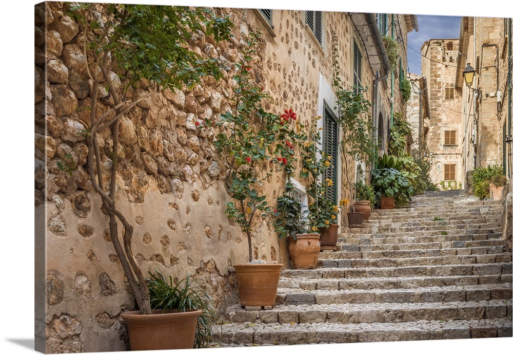 Old town alley in the village of Fornalutx, Mallorca, Spain.