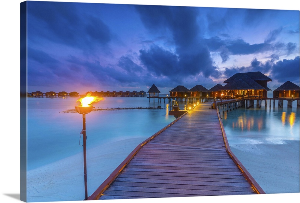 Overwater Spa, Anantara Dhigu resort, South Male Atoll, Maldives.