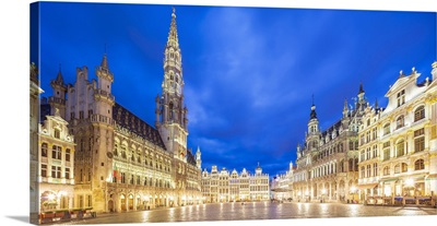 Panoramic View Of Grand Place In Brussels By Night, Belgium