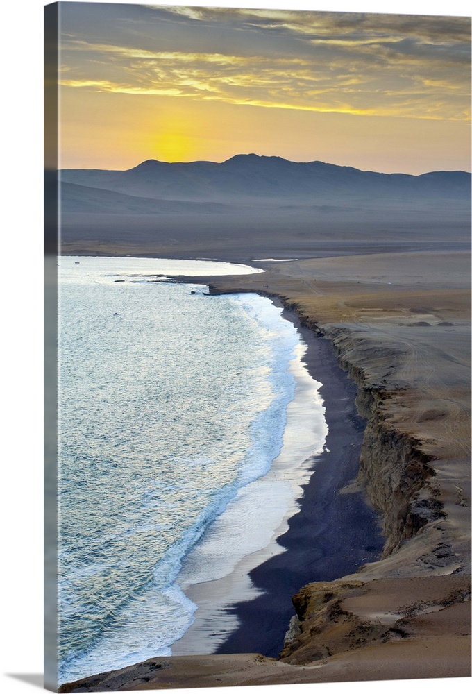 Peru, Paracas National Reserve, Lagunillas Bay, Sunset, Pacific Ocean, SubTropical Coastal Desert, Ica, Ica Region