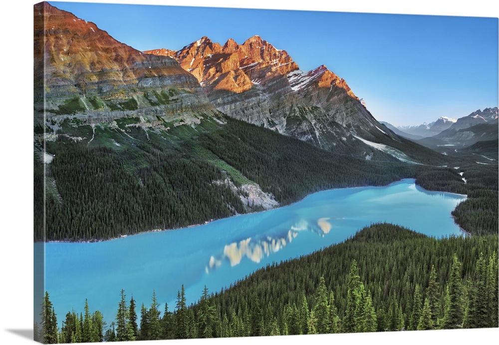 Peyto Lake with Mount Patterson. Canada, Alberta, Banff National Park, Peyto Lake. Rocky Mountains. Alberta, North America...