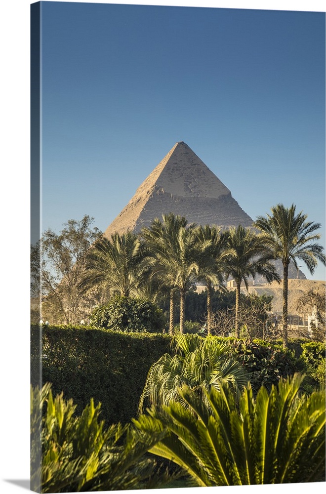 Pyramid of Khafre (Chephren), Pyramids of Giza, Giza, Cairo, Egypt.
