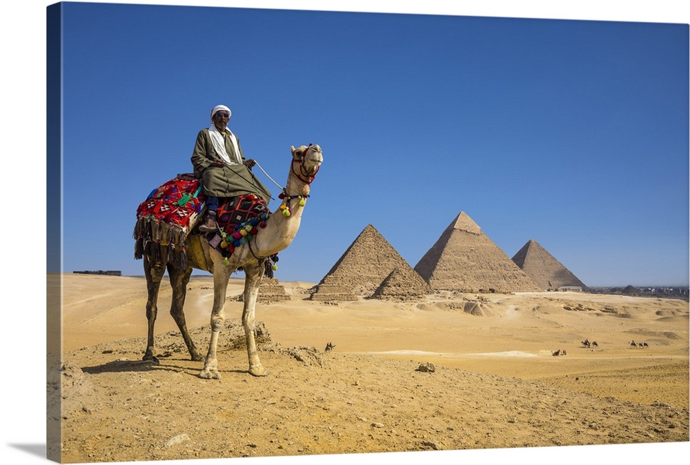 Pyramids of Giza, Giza, Cairo, Egypt.