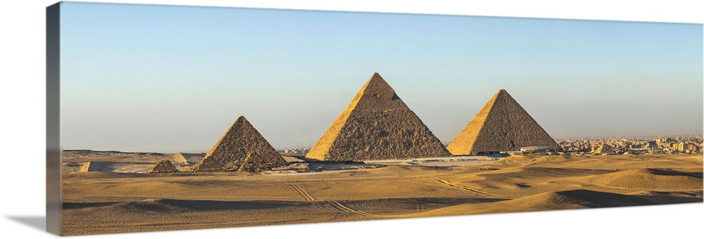 Pyramids of Giza, Giza, Cairo, Egypt.