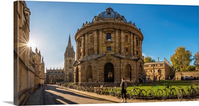 Radcliffe Camera And University Church Of St Mary The Virgin Beyond, UK, England
