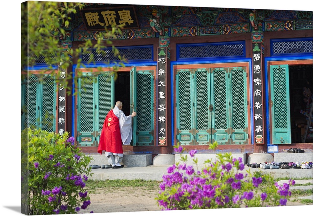 Asia, Republic of Korea, South Korea, Seoul, buddhist temple.