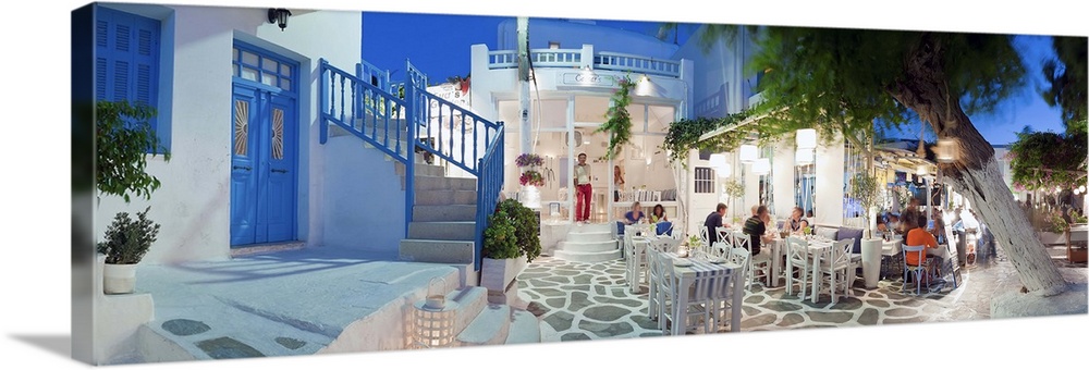 Restaurants in the old town, Mykonos (Hora), Cyclades Islands, Greece, Europe