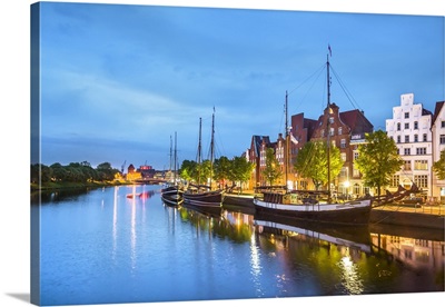 River Trave towards old town, Lubeck, Baltic coast, Schleswig-Holstein, Germany