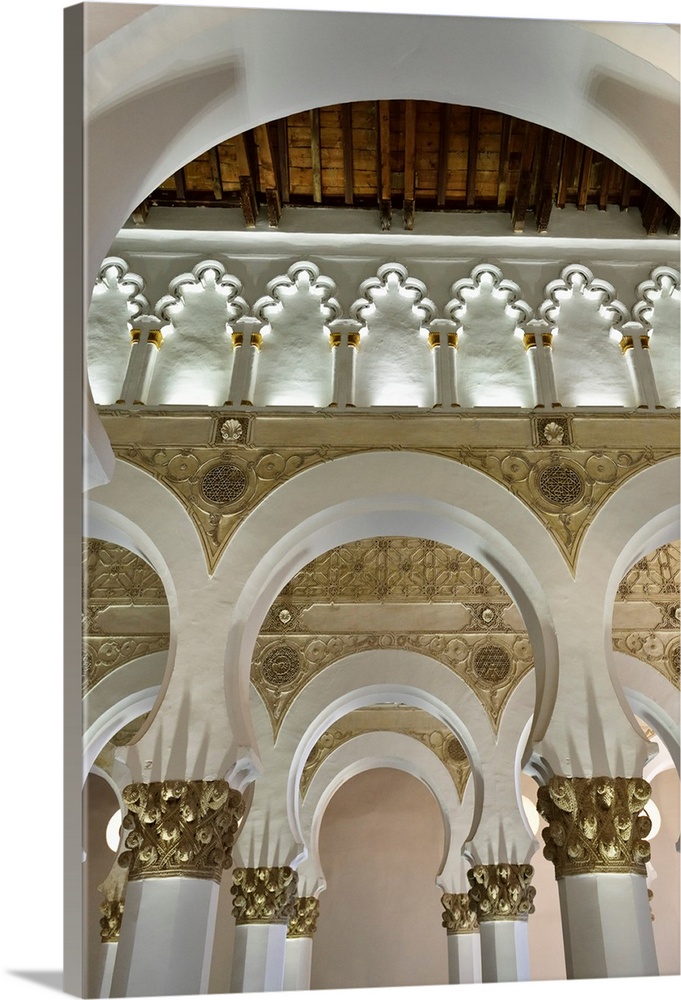 Santa Maria la Blanca synagogue dating back to the 12th century. A UNESCO World Heritage Site. Toledo, Castilla la Mancha....