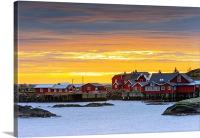 Scandinavia, Norway, Lofoten islands, Moskenesoy, Moskenes, sunset
